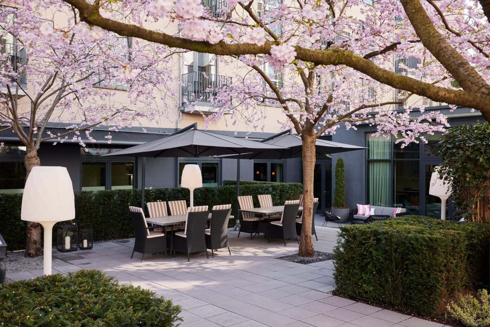 Hotel The George 4*